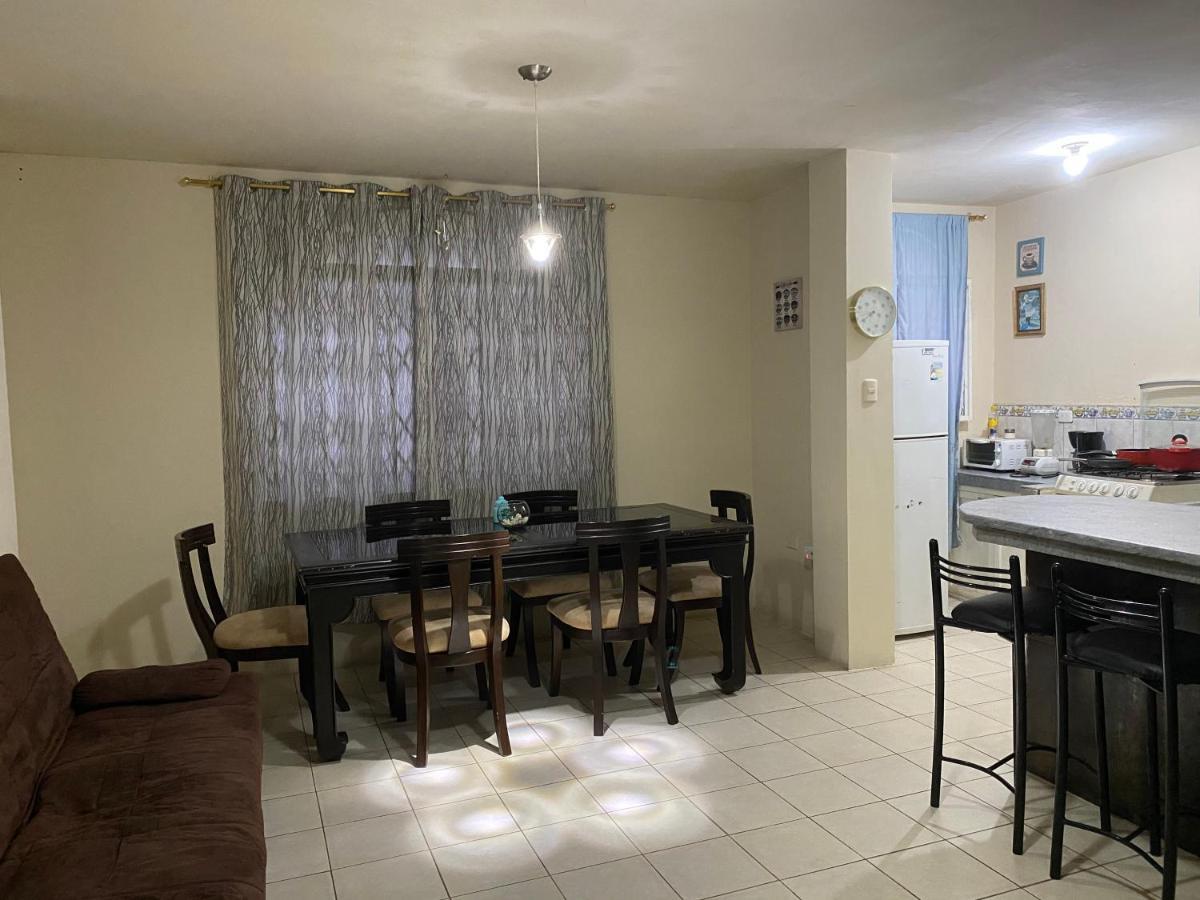 Playa Suites, Cerca Del Malecon Manta Ngoại thất bức ảnh