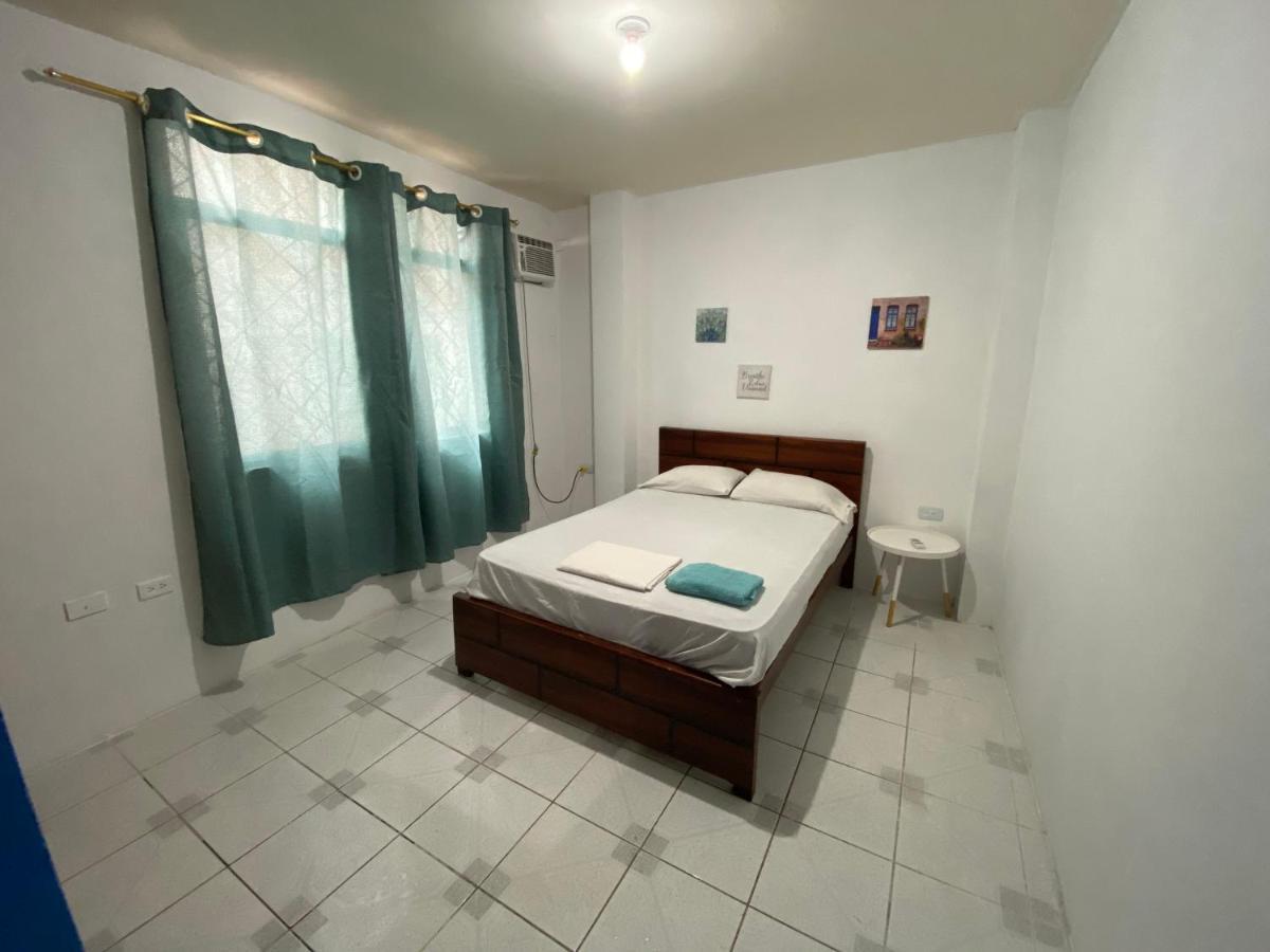 Playa Suites, Cerca Del Malecon Manta Ngoại thất bức ảnh