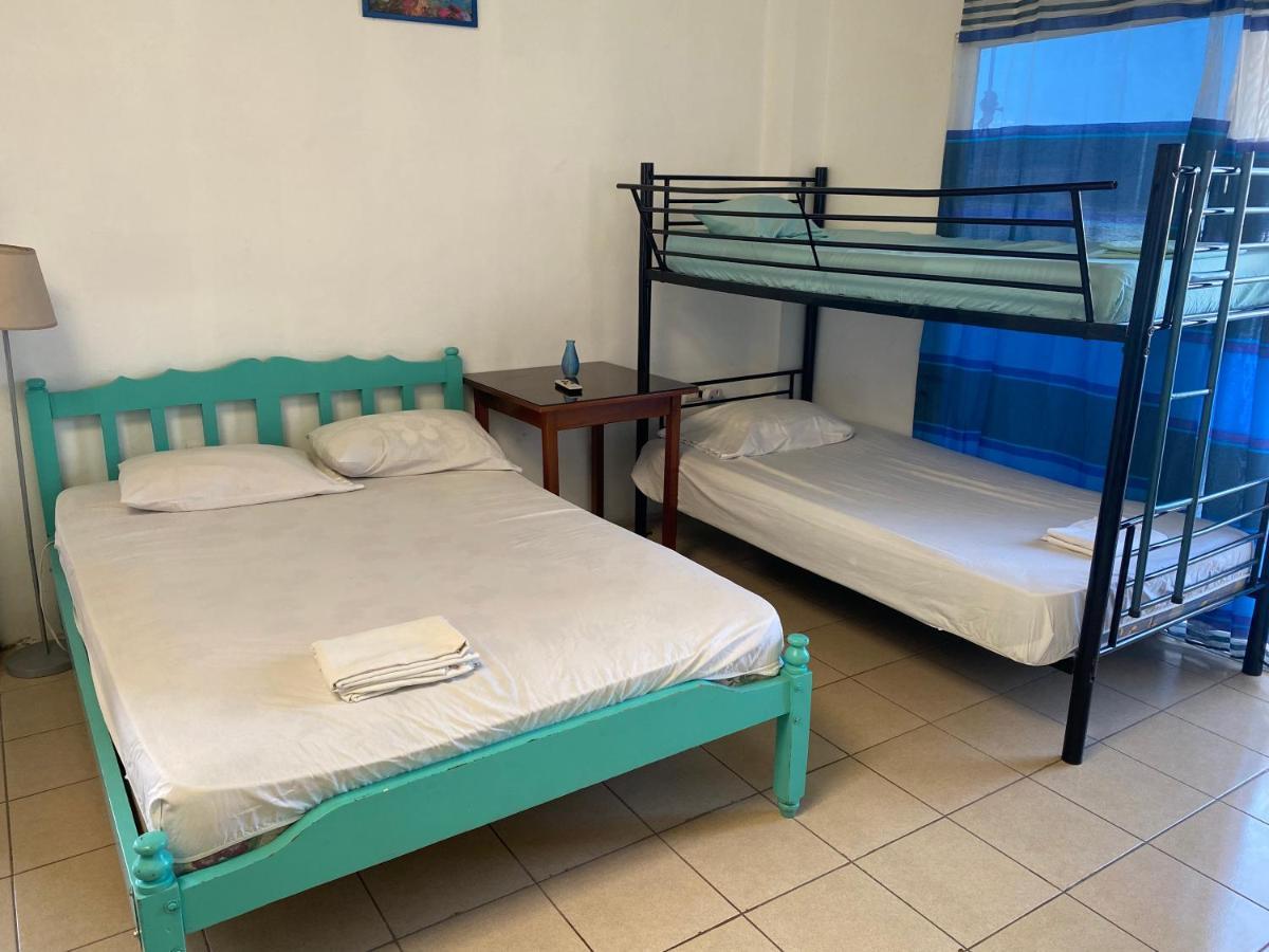 Playa Suites, Cerca Del Malecon Manta Ngoại thất bức ảnh
