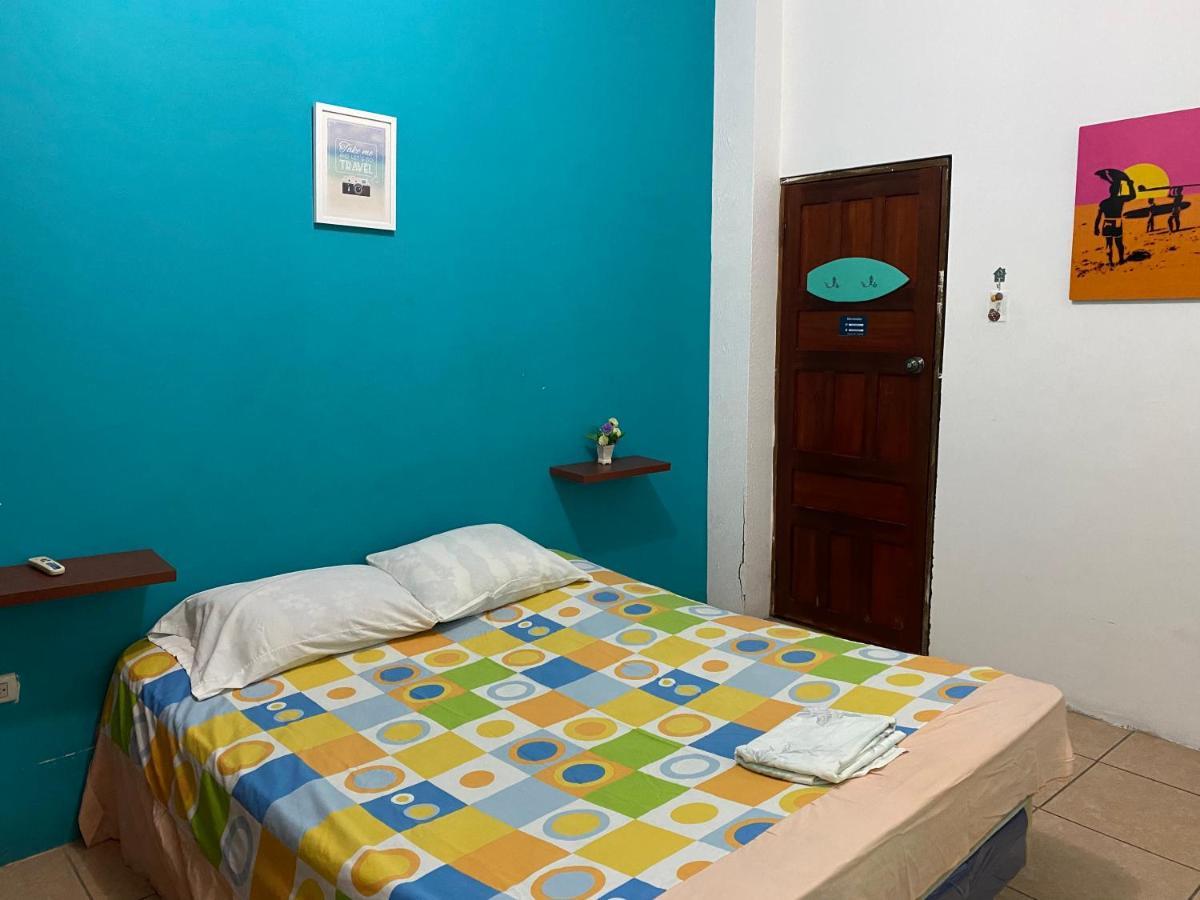 Playa Suites, Cerca Del Malecon Manta Ngoại thất bức ảnh