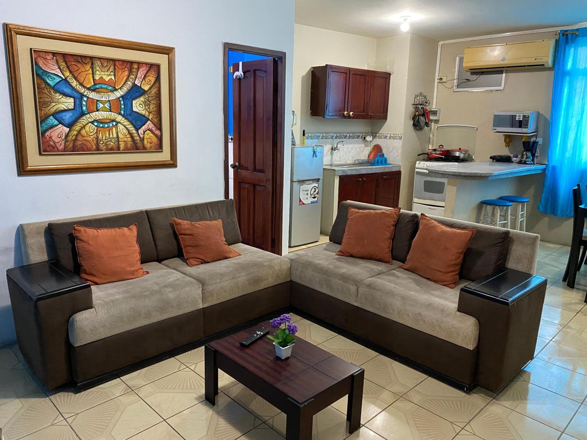 Playa Suites, Cerca Del Malecon Manta Ngoại thất bức ảnh