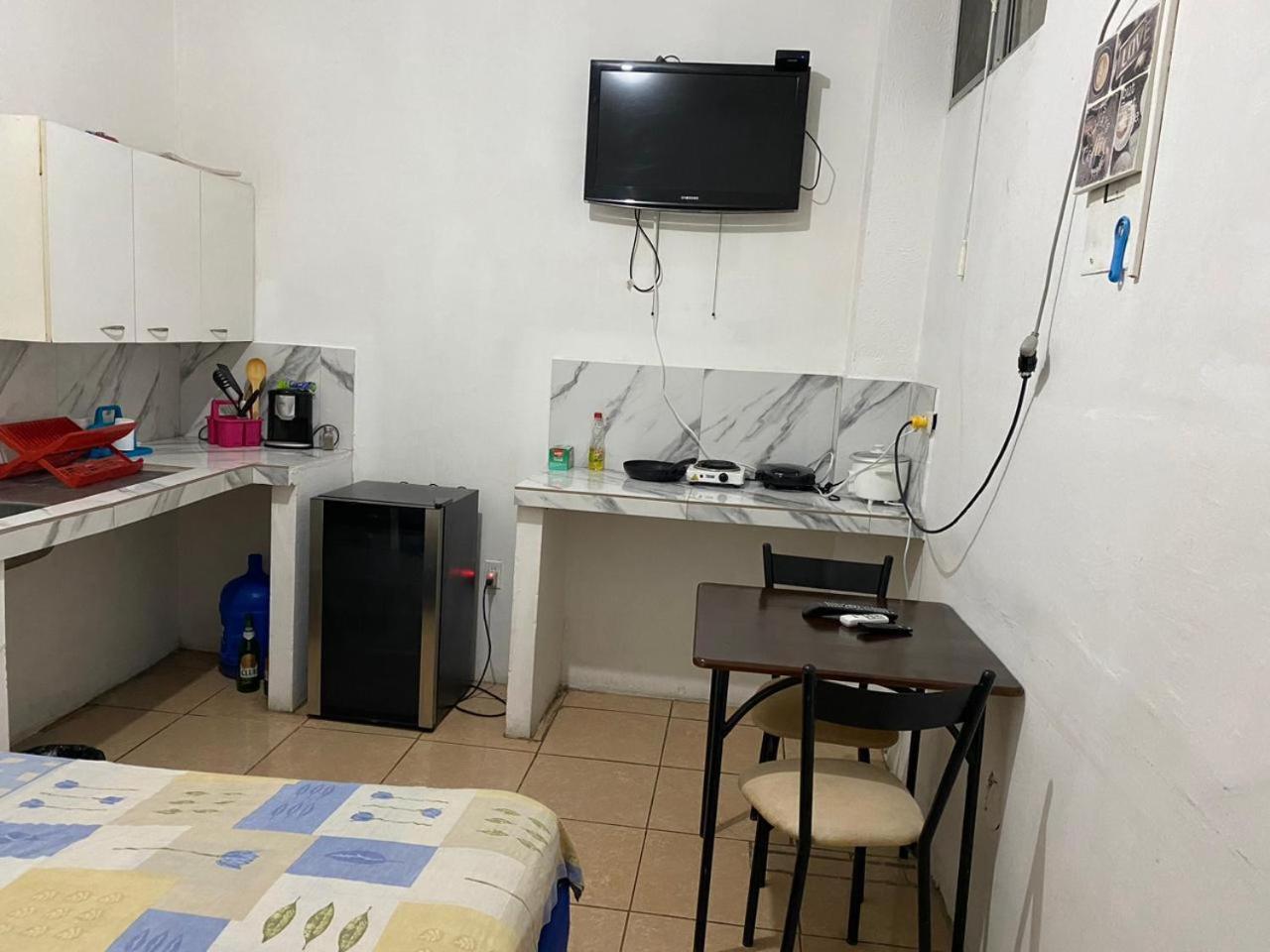 Playa Suites, Cerca Del Malecon Manta Ngoại thất bức ảnh